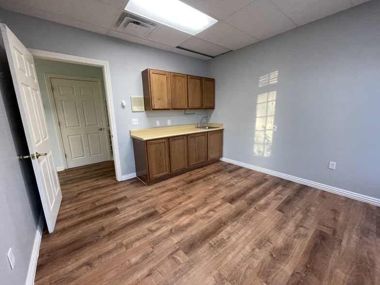 More Photos Of 3650 N University Ave, Provo Medical For Lease