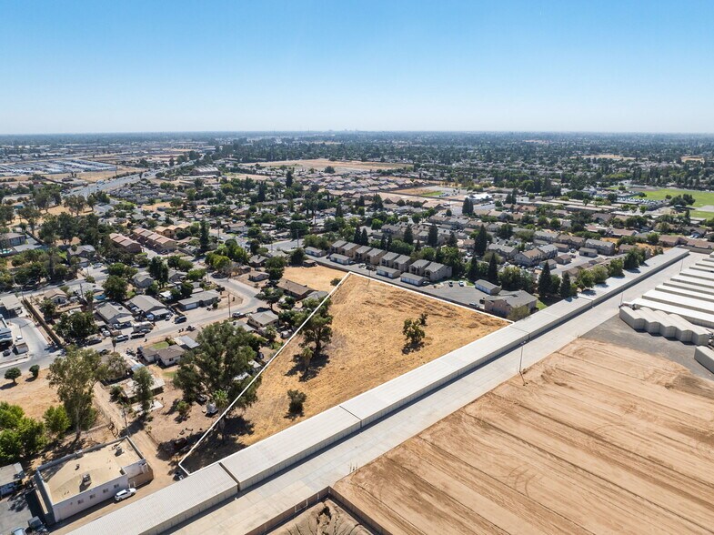 More Photos Of 5595 W Shaw Ave, Fresno Land For Sale