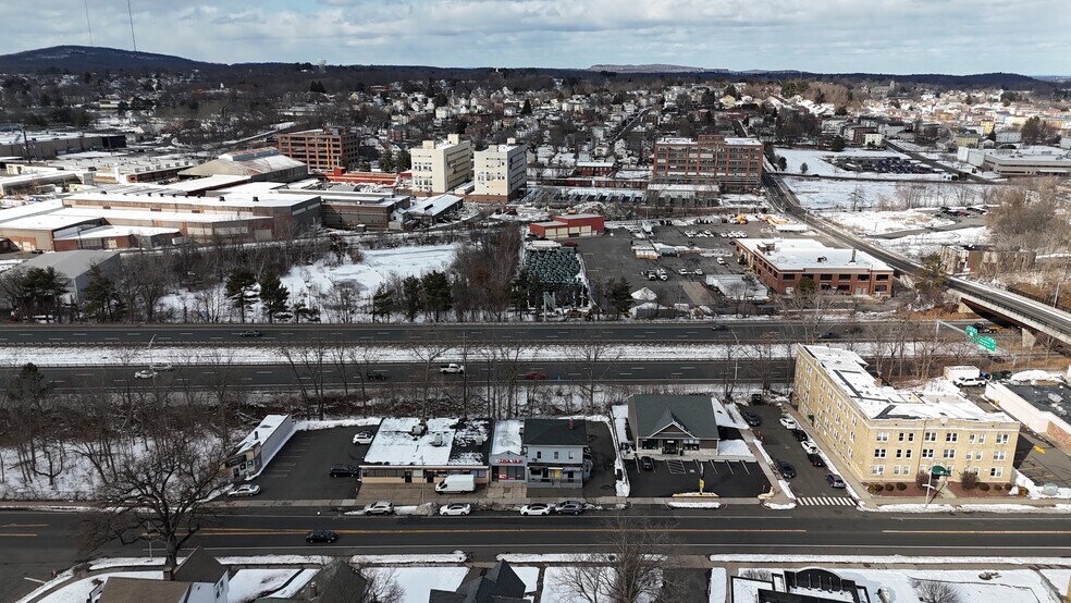 More Photos Of 385 W Main St, New Britain Storefront Retail Office For Lease