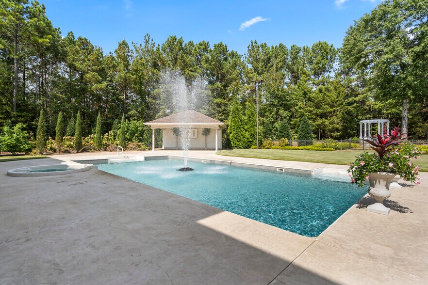 More Photos Of 220 Fincher Rd, Pauline Lodge Meeting Hall For Sale