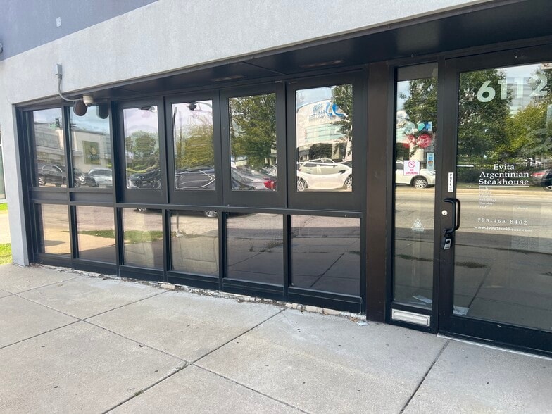 More Photos Of 6112 N Lincoln Ave, Chicago Restaurant For Lease