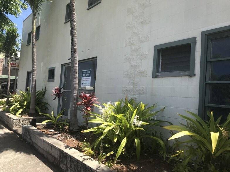 More Photos Of 155 Hamakua Dr, Kailua Freestanding For Lease