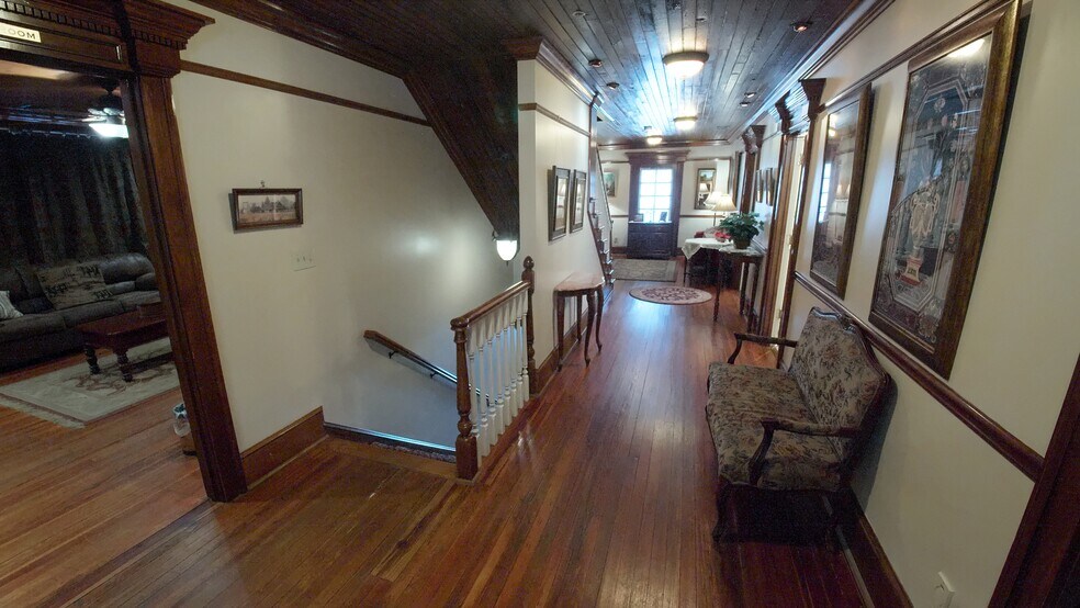 More Photos Of 1176 Atlanta Hwy, Auburn Specialty For Sale