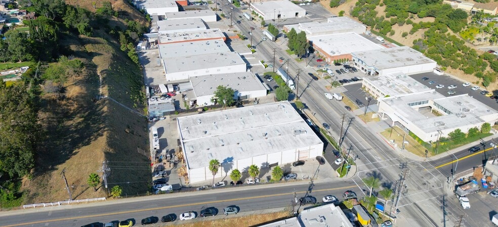More Photos Of 673 Monterey Pass Rd, Monterey Park Warehouse For Lease