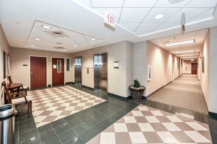 More Photos Of 1860 Town Center Dr, Reston Medical For Sale