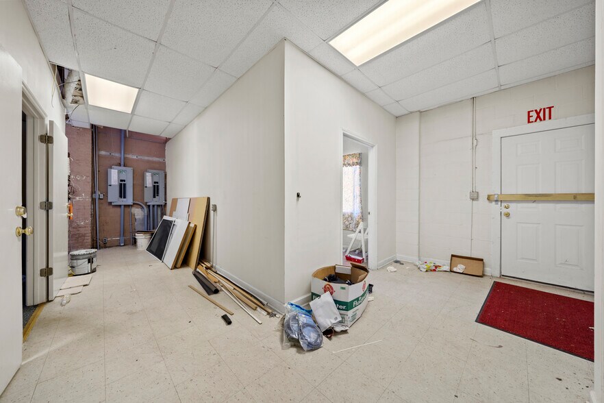 More Photos Of 3305 Stockton St, Winston-Salem Medical For Sale