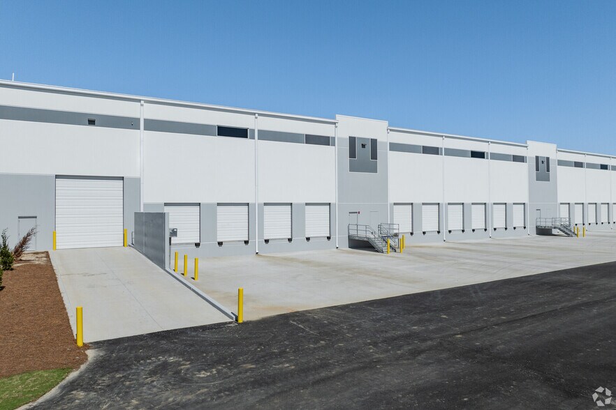 More Photos Of 130 Hodge Rd, Summerville Unknown For Lease