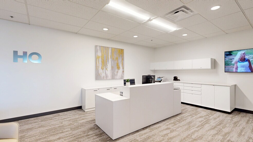 More Photos Of 2055 Craigshire Rd, Saint Louis Coworking Space