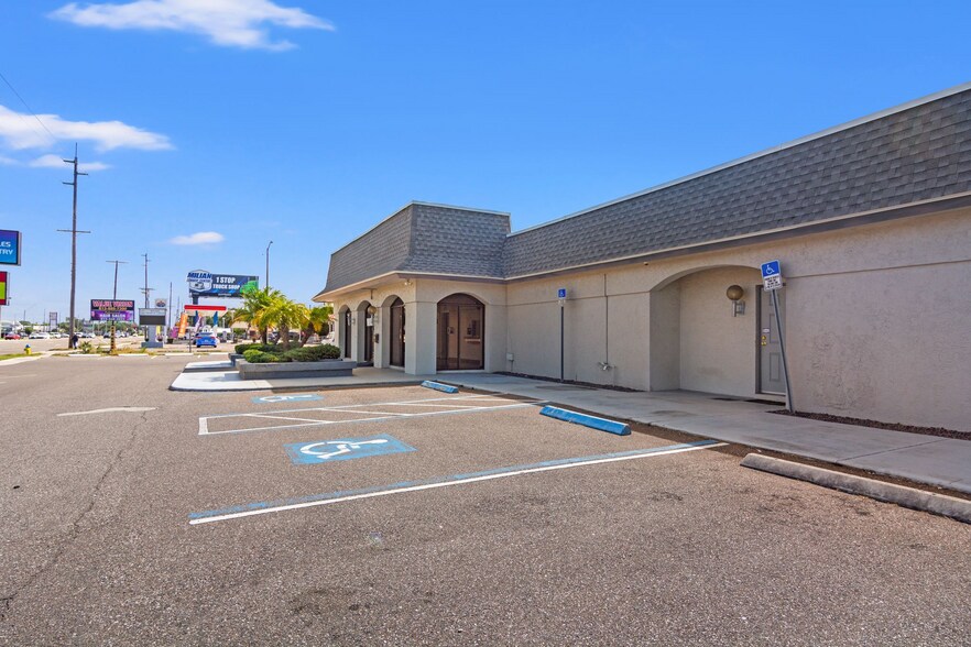 Primary Photo Of 7926 W Hillsborough Ave, Tampa Office For Lease