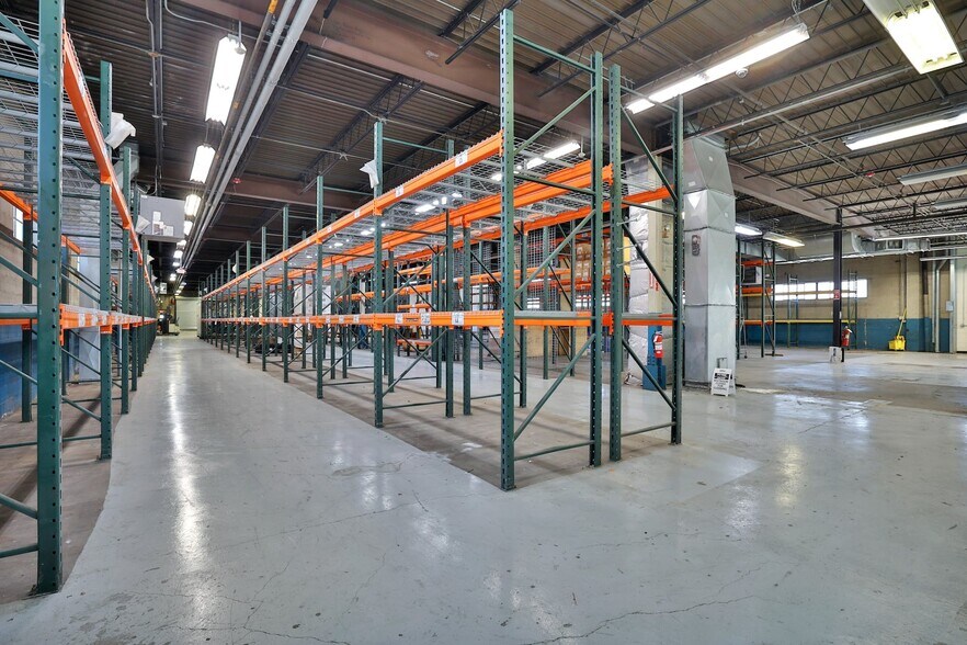 More Photos Of 16 Harrison Ave, Yonkers Warehouse For Lease