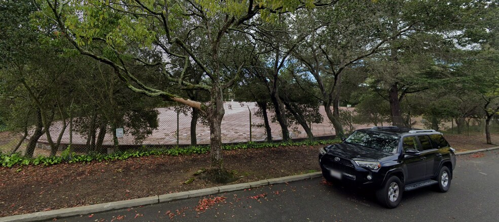 More Photos Of 000 Bullard Dr, Oakland Land For Sale