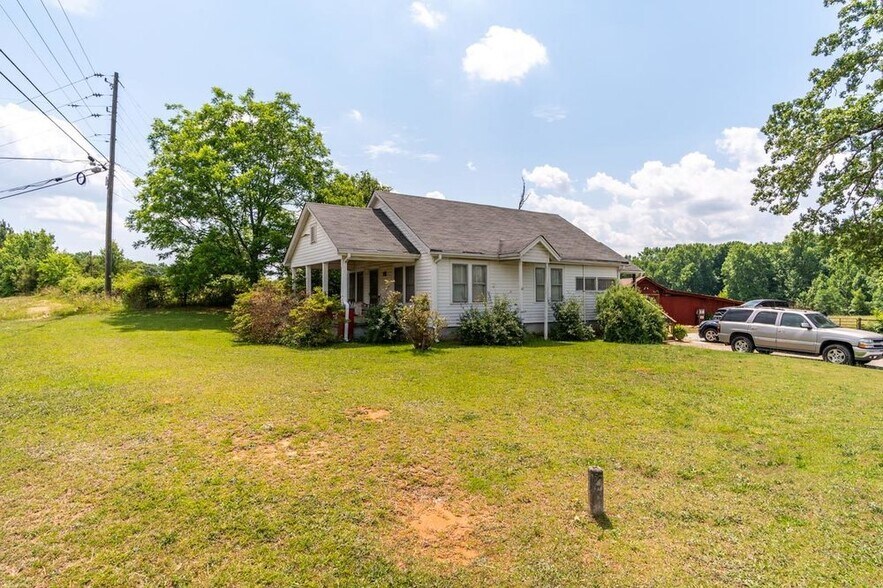 More Photos Of 484 White Dr, Stockbridge Land For Sale