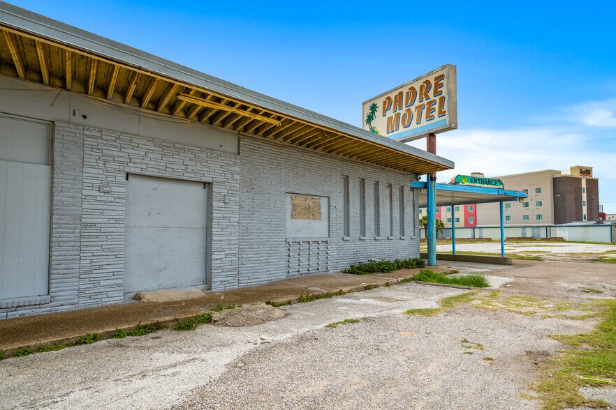 More Photos Of 9401 S Padre Island Dr, Corpus Christi Hotel For Sale
