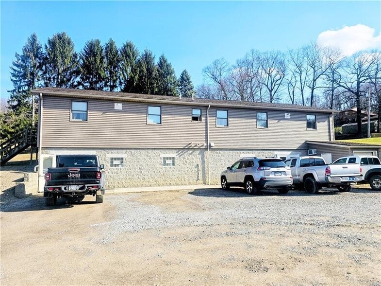 More Photos Of 544 Green Tree Rd, Kittanning Office For Sale