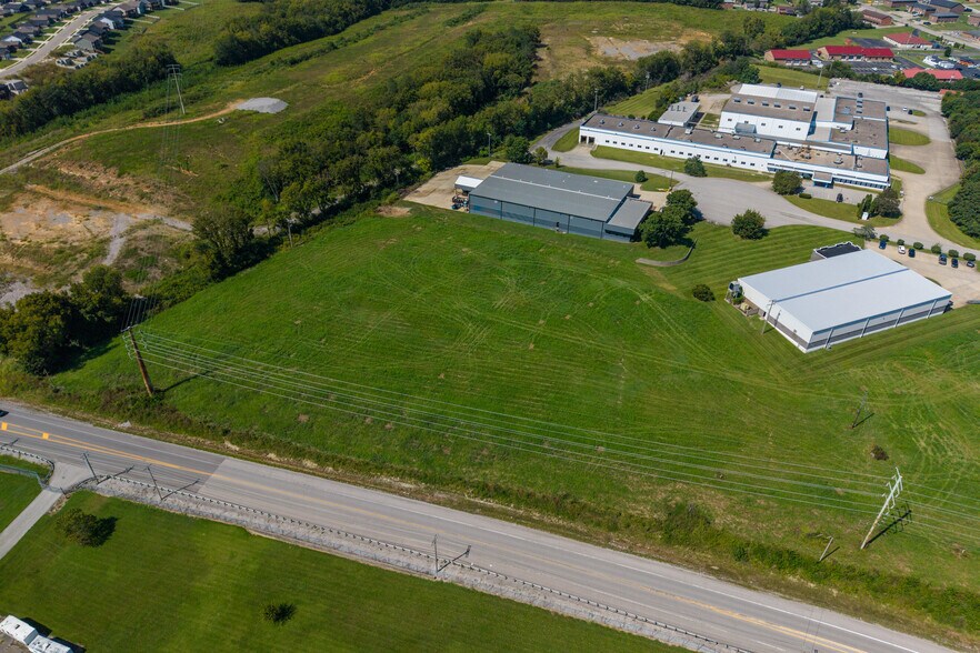 More Photos Of 151 Hanger Cir, Richmond Warehouse For Sale