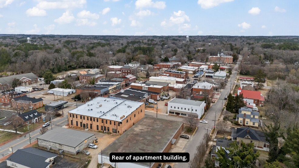 More Photos Of 101-103 E Franklin St, Warrenton Research And Development For Lease