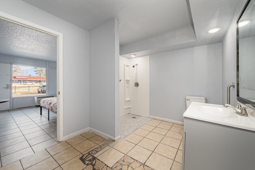 More Photos Of 325 US Highway 70 SW, Hickory Hotel For Sale