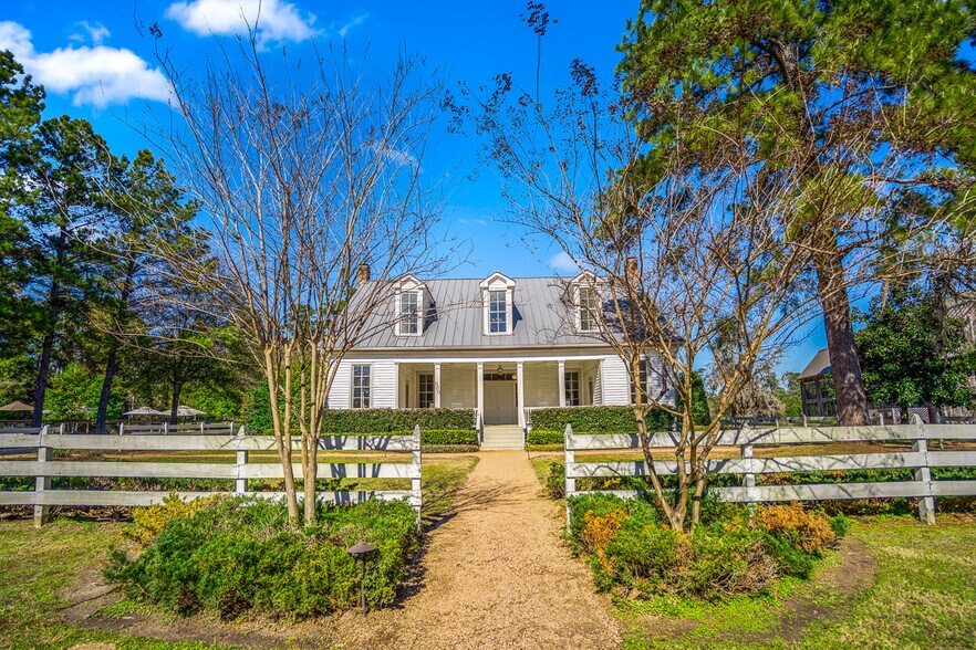 More Photos Of 3603 FM 1725 Rd, Willis Lodge Meeting Hall For Sale