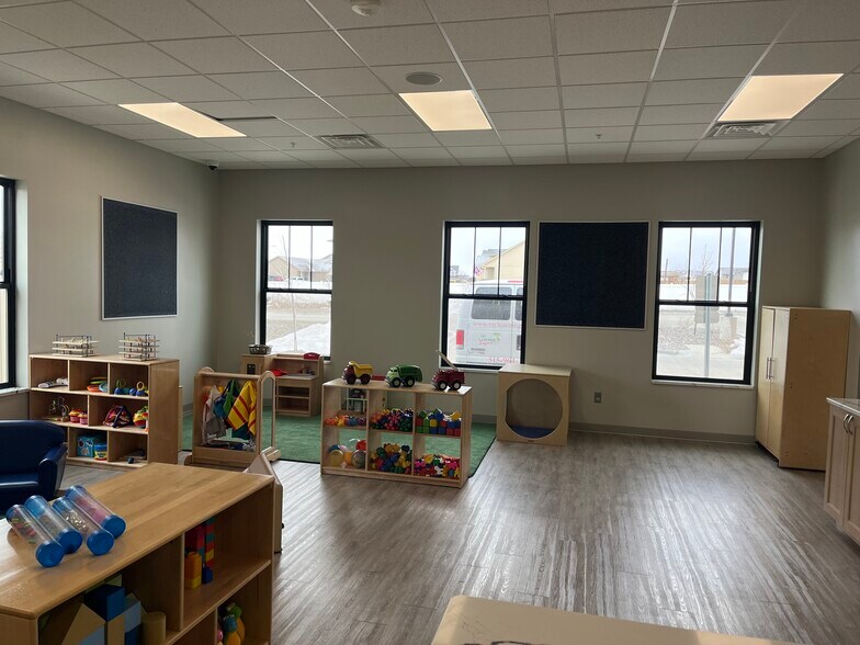 More Photos Of 1606 NW Irvinedale Dr, Ankeny Daycare Center For Sale