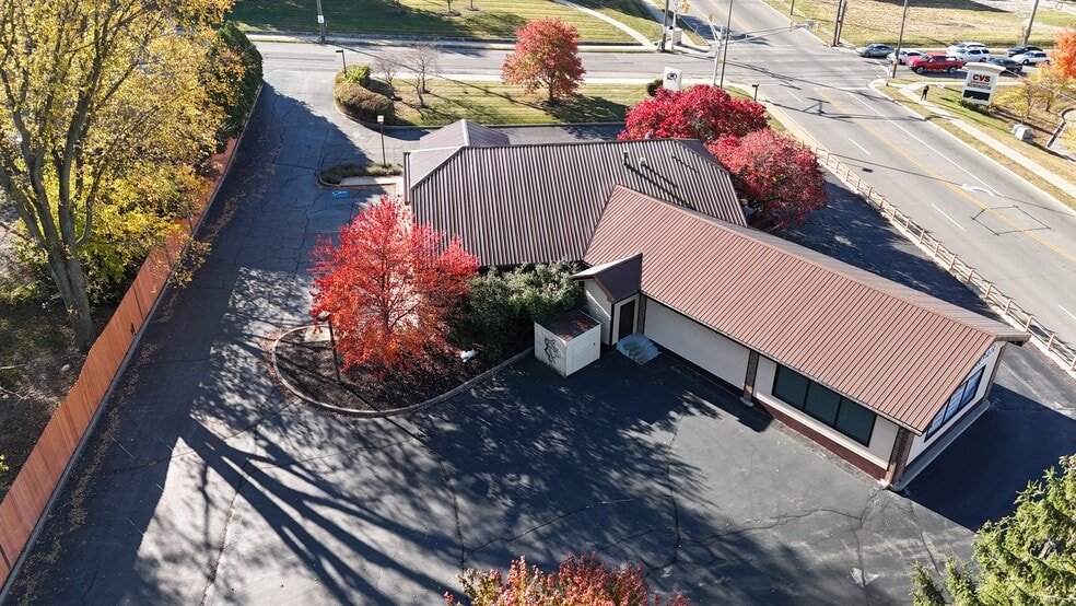 More Photos Of 1800 Union St, Lafayette Office For Sale