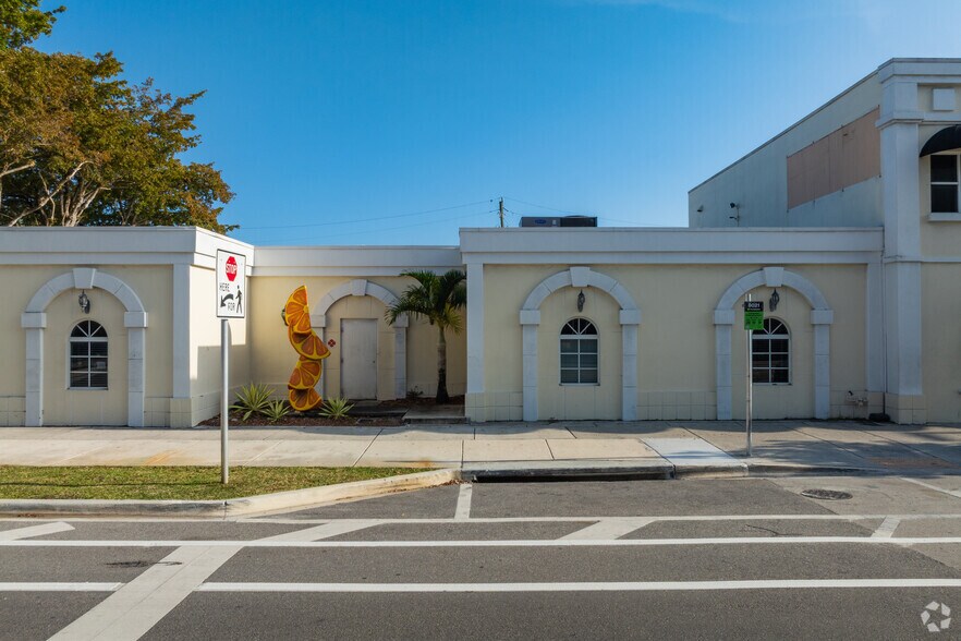 More Photos Of 2312 Wilton Dr, Wilton Manors Office For Lease