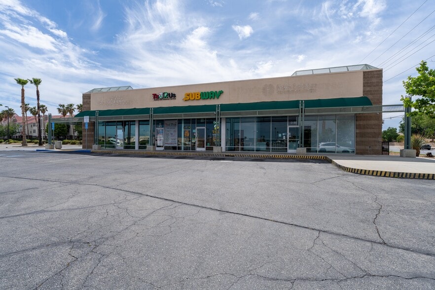 Primary Photo Of 330 W Rancho Vista Blvd, Palmdale Unknown For Lease