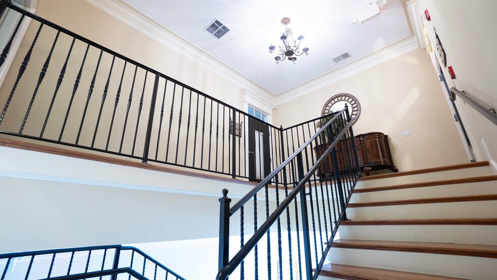 More Photos Of 1325 Satellite Blvd, Suwanee Office For Sale