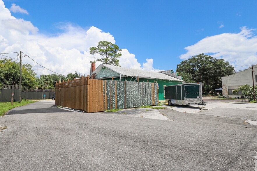 More Photos Of 436 SE 2nd St, Gainesville Restaurant For Lease