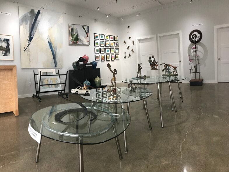 More Photos Of 502-504 N US-101 Hwy, Yachats Storefront Retail Office For Sale