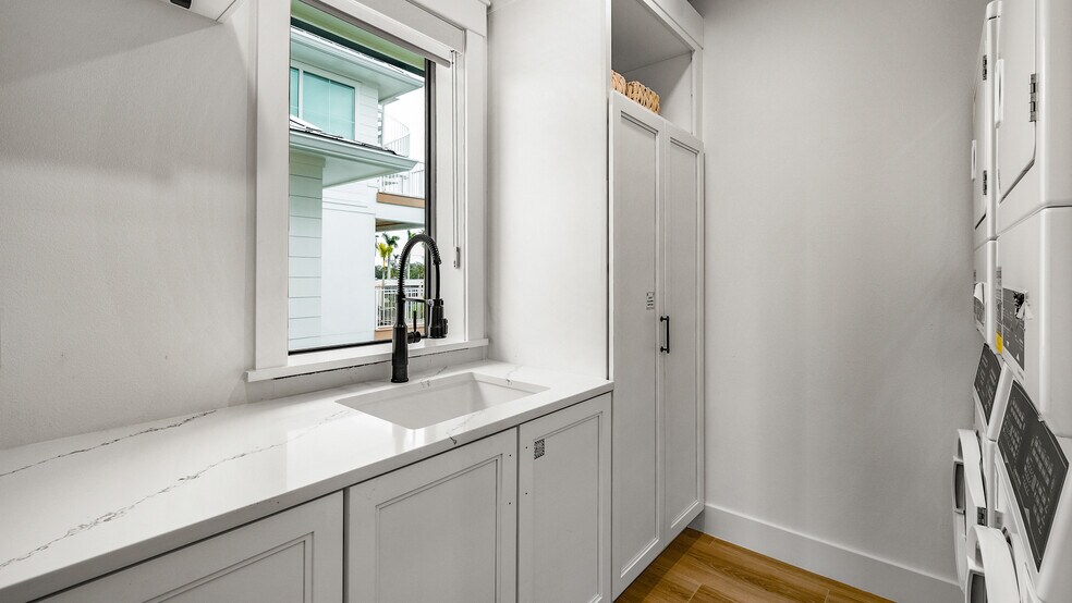 More Photos Of , Siesta Key Multifamily For Sale