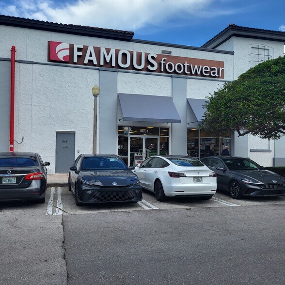 More Photos Of 8651 SW 124th St, Miami General Retail For Lease