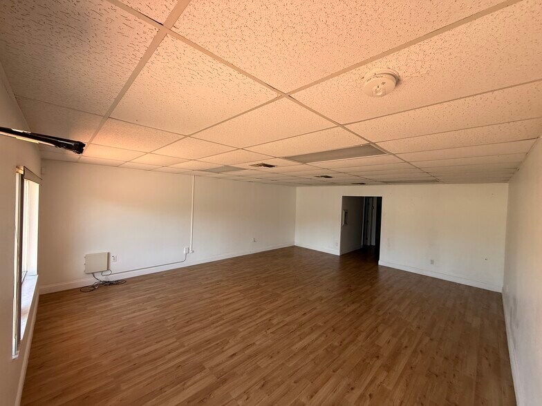 More Photos Of 3816-3820 Grand Blvd, New Port Richey Unknown For Lease