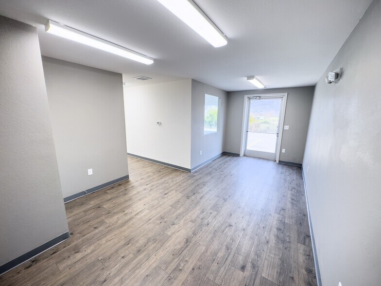 More Photos Of 3275 Newport Hwy, Sevierville Warehouse For Sale