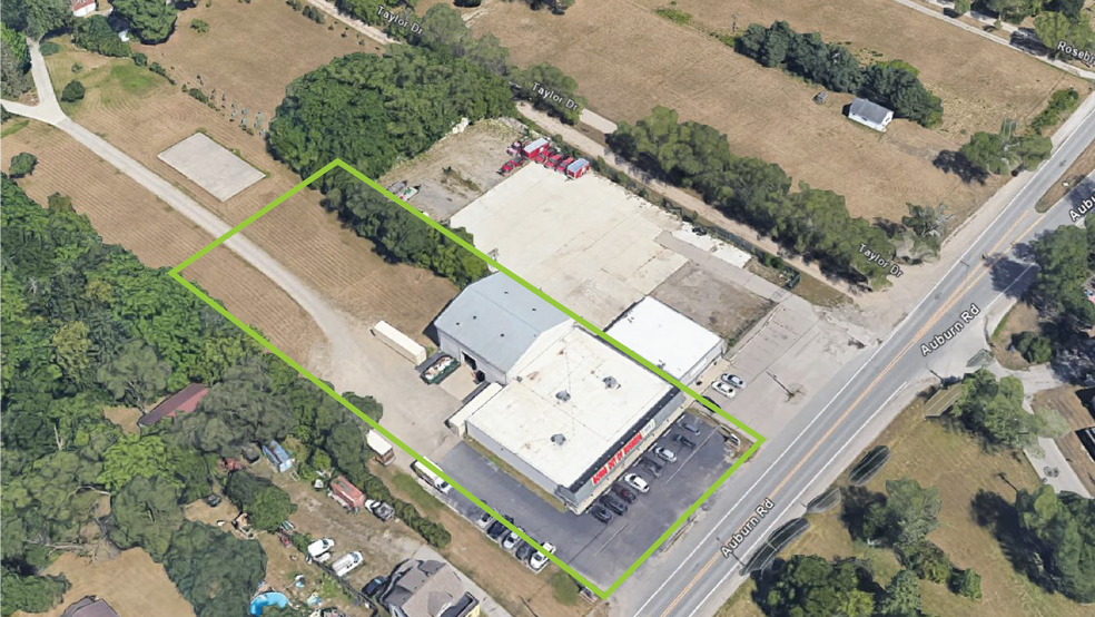 More Photos Of 5665 Auburn Rd, Shelby Township Freestanding For Lease
