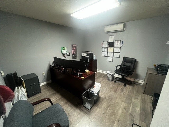 More Photos Of 30750 NW Hillcrest St, North Plains Manufacturing For Lease