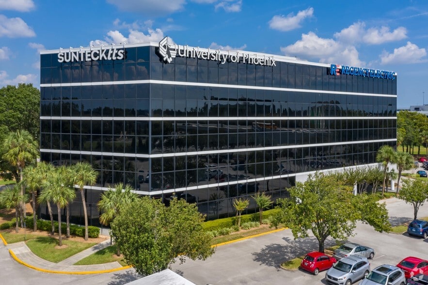 More Photos Of 4500 Salisbury Rd, Jacksonville Office For Lease