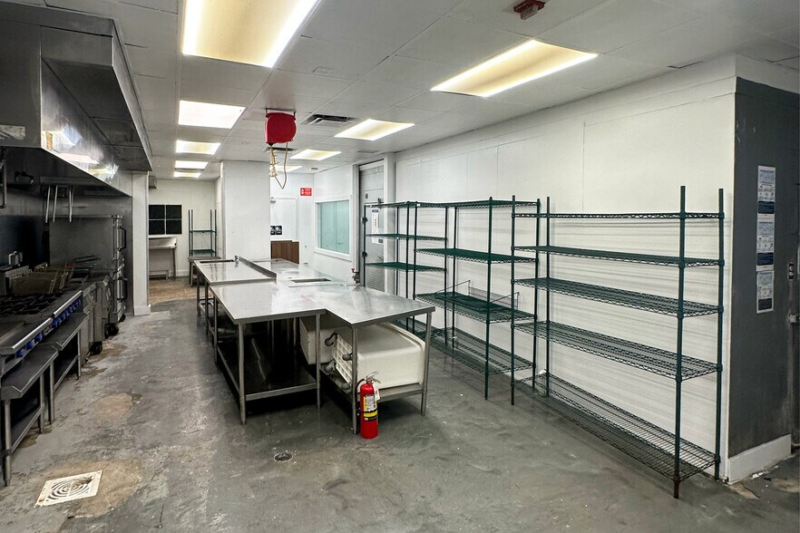 More Photos Of 3452-3466 N Miami Ave, Miami General Retail For Lease