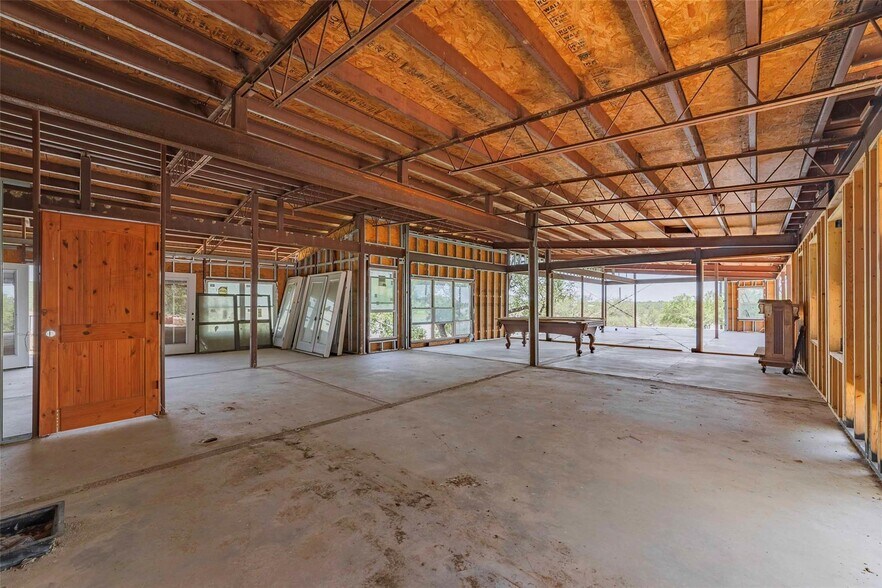 More Photos Of 325 Eagle Rest Ln, Burnet Marina For Sale