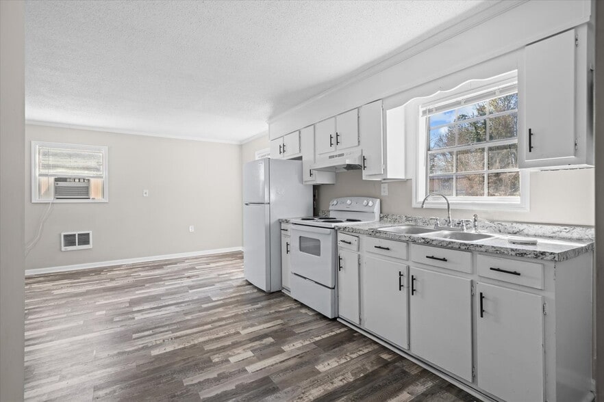 More Photos Of 3950 S Dixie Rd, Dalton Apartments For Sale