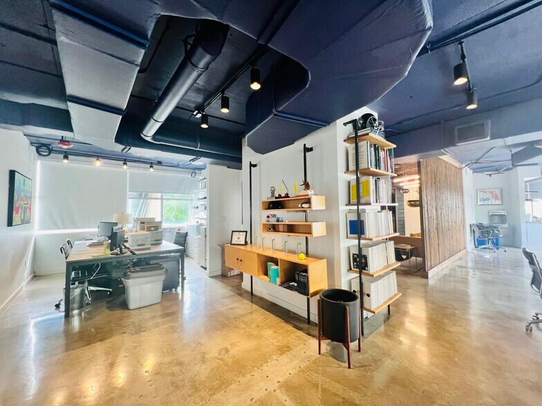 More Photos Of 2424 S Dixie Hwy, Coconut Grove Loft Creative Space For Sale