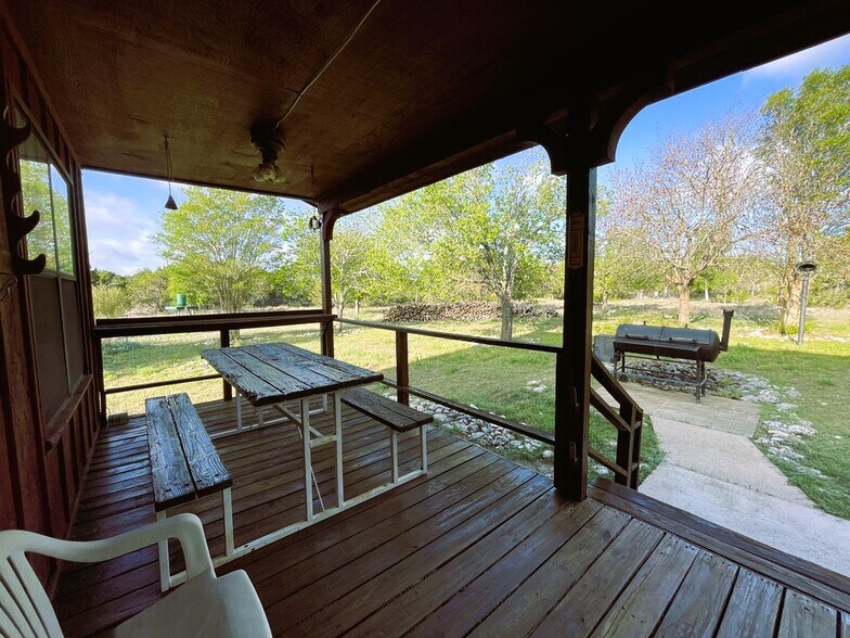 More Photos Of 1400 Greer ln, Burnet Land For Sale