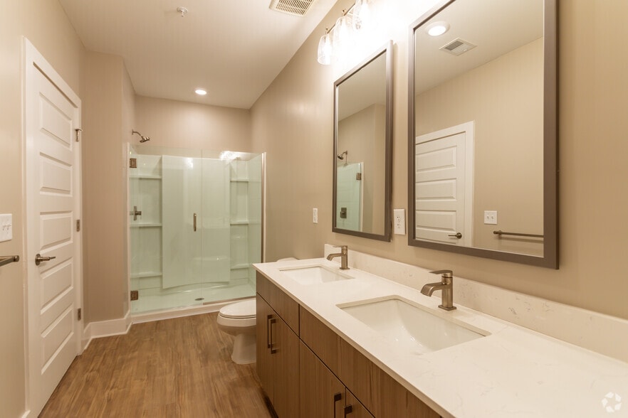 More Photos Of 222 S Main St, Mooresville Apartments For Lease