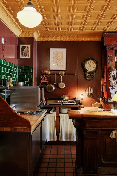 More Photos Of 1712 Aliceanna St, Baltimore Restaurant For Sale