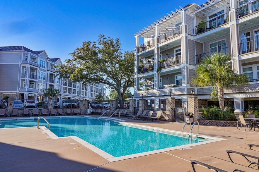 More Photos Of 7205-7215 Wrightsville Ave, Wilmington Apartments For Lease
