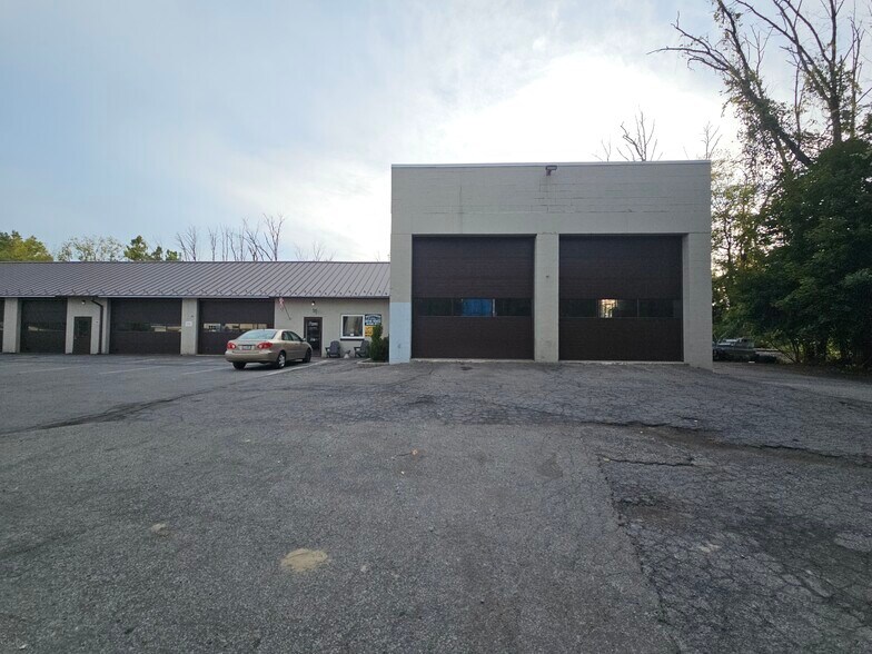 More Photos Of 56 Forester Ave, Warwick Auto Repair For Sale