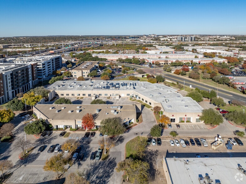 More Photos Of 9229 Waterford Centre Blvd, Austin Office For Lease