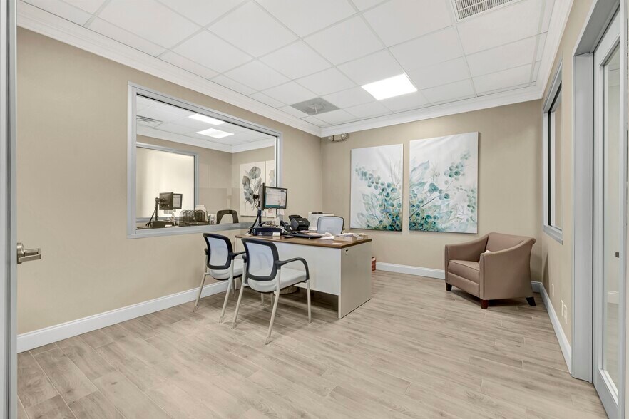 More Photos Of 8602 Spencer Hwy, La Porte Medical For Sale