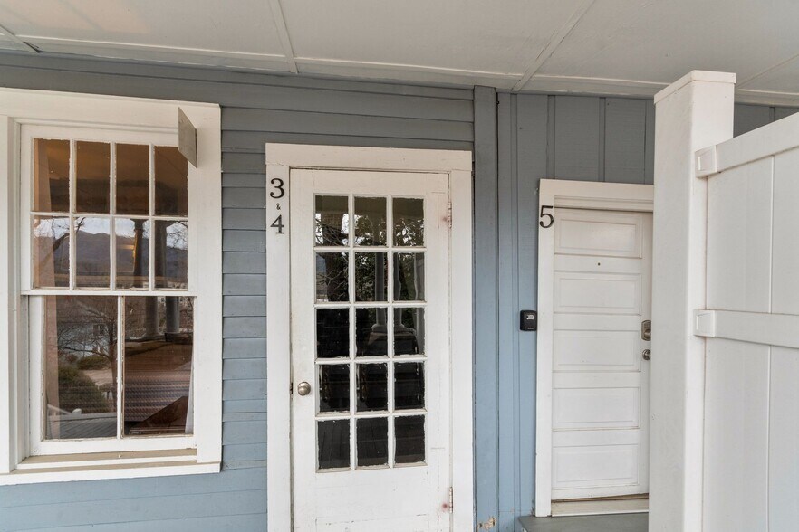 More Photos Of 33 Vance Ave, Black Mountain Apartments For Sale