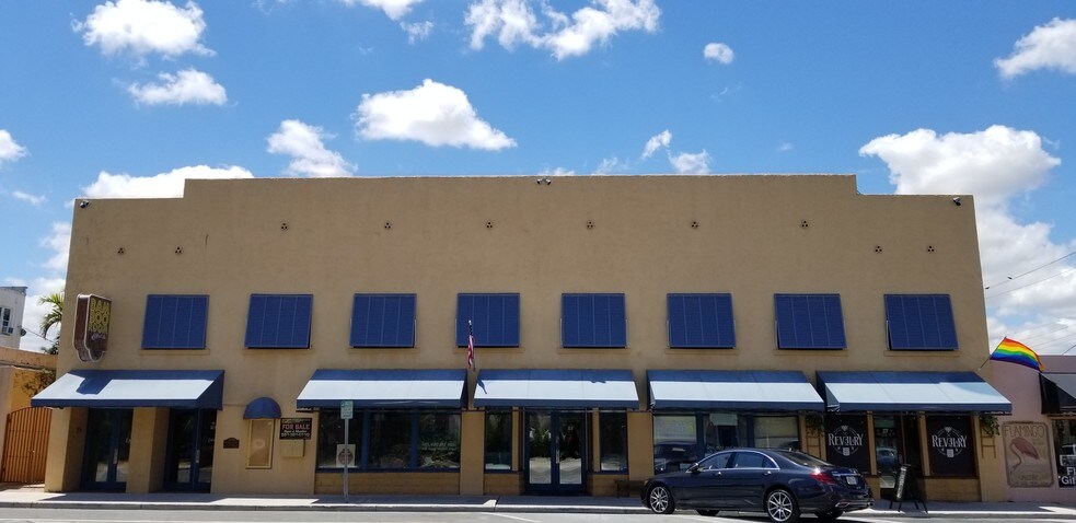 More Photos Of 17-25 S J St, Lake Worth Restaurant For Sale