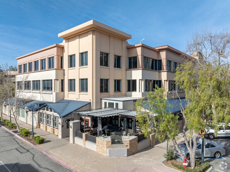 More Photos Of 24300 Town Center Dr, Valencia Office For Lease